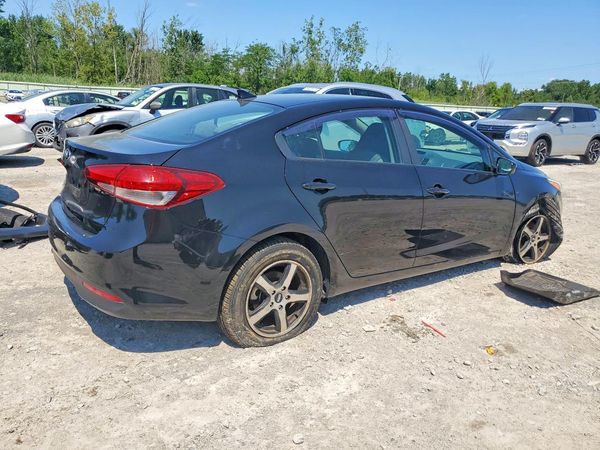 2017 KIA FORTE LX Base