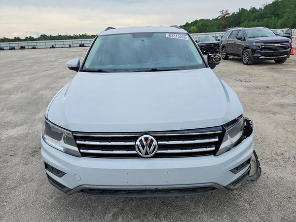 2018 VOLKSWAGEN TIGUAN 4Motion S