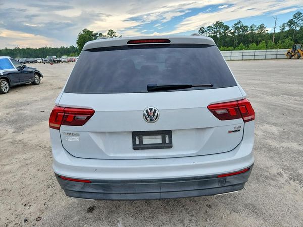 2018 VOLKSWAGEN TIGUAN 4Motion S