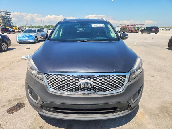 2017 KIA SORENTO L, LX