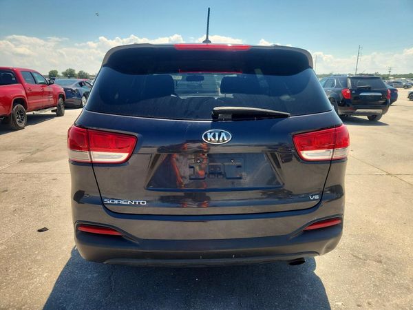 2017 KIA SORENTO L, LX