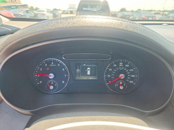 2017 KIA SORENTO L, LX