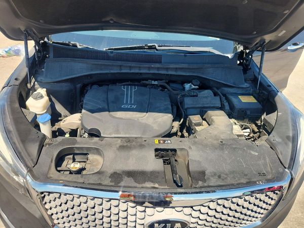2017 KIA SORENTO L, LX