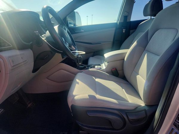 2017 HYUNDAI TUCSON