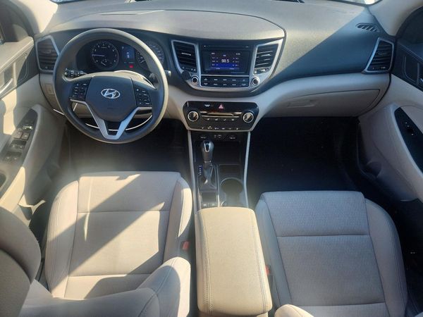 2017 HYUNDAI TUCSON