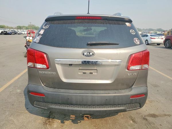 2013 KIA SORENTO EX