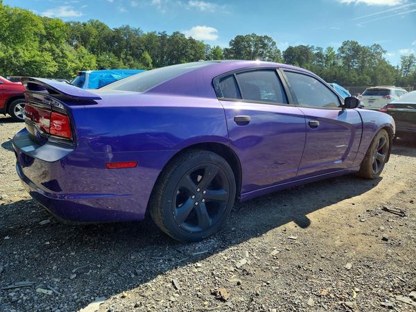 2014 DODGE CHARGER R/T