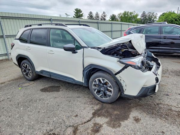2025 SUBARU FORESTER