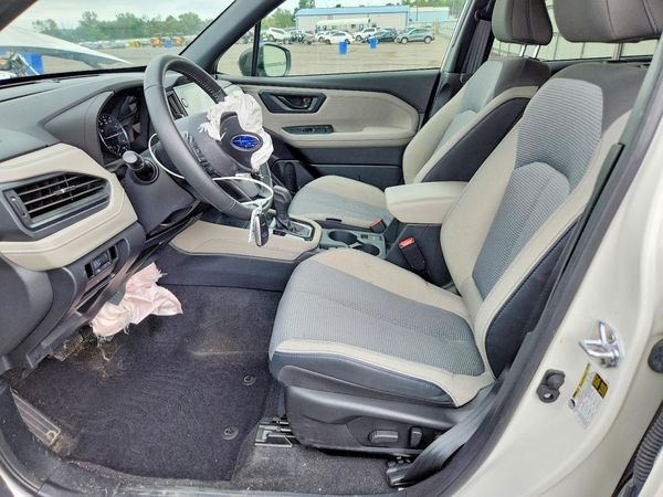2025 SUBARU FORESTER