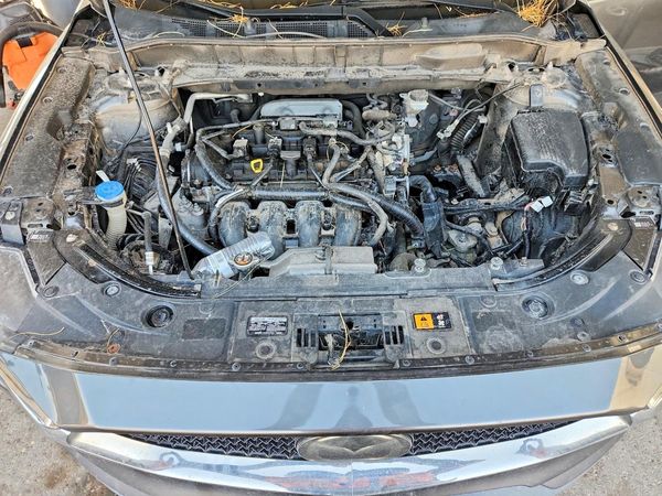 2018 MAZDA CX-5 Touring — Engine bay