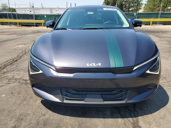 2025 KIA EV6