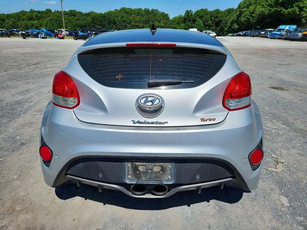 2013 HYUNDAI VELOSTER