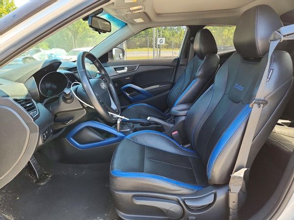 2013 HYUNDAI VELOSTER