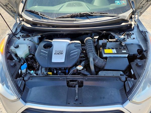 2013 HYUNDAI VELOSTER