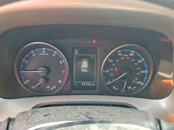 2018 TOYOTA RAV4 LE