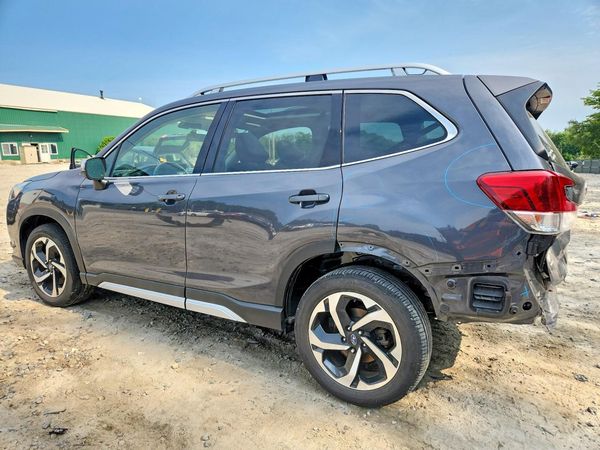 2022 SUBARU FORESTER Touring