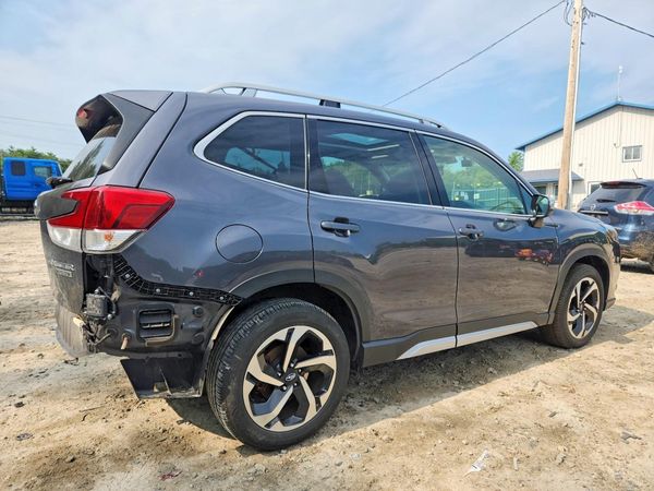 2022 SUBARU FORESTER Touring