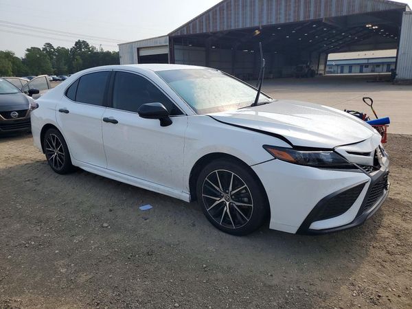2021 TOYOTA CAMRY