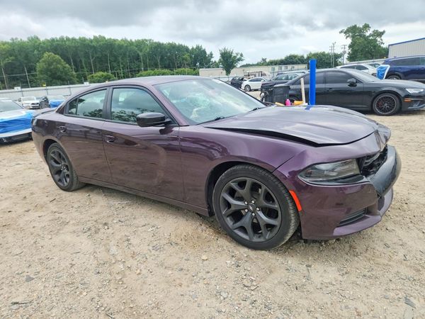 2020 DODGE CHARGER SXT