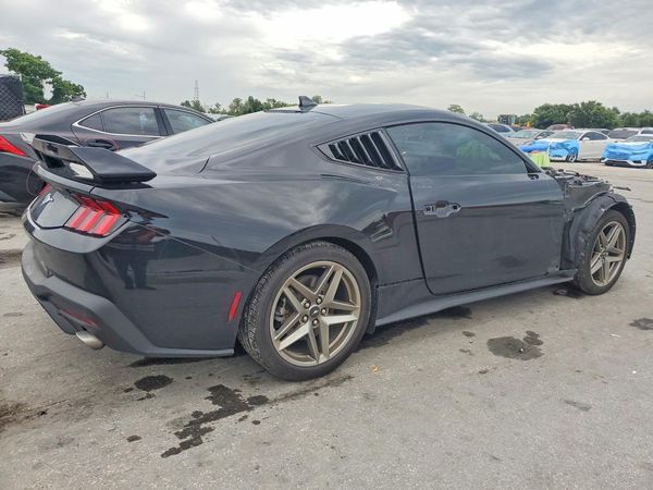 2025 FORD MUSTANG I4