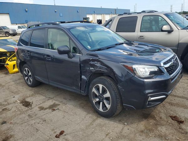 2018 SUBARU FORESTER