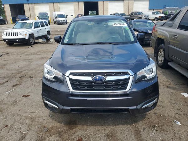 2018 SUBARU FORESTER