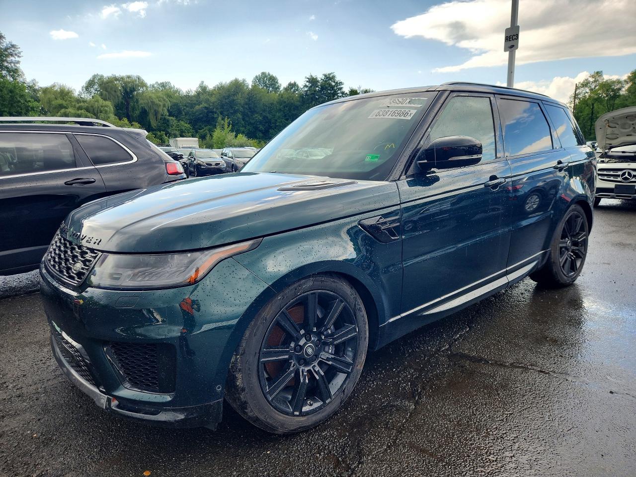 2020 LAND ROVER RANGEROVER HSE — Front 3/4