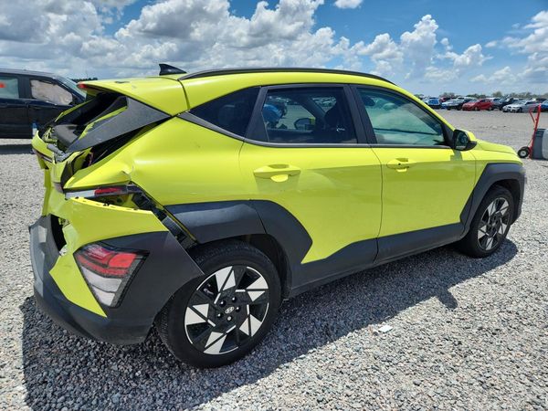 2024 HYUNDAI KONA SE