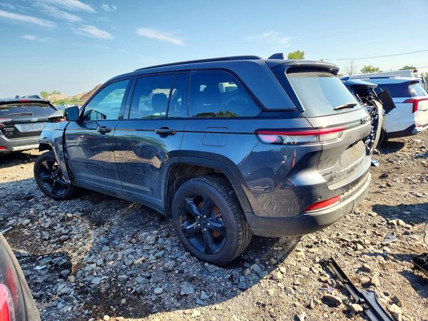 2025 JEEP GRAND CHEROKEE