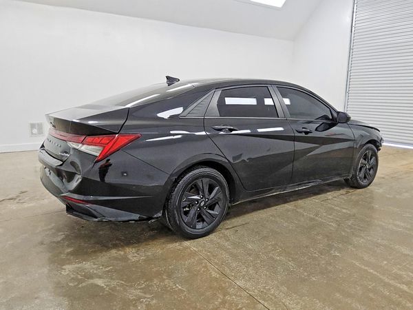 2023 HYUNDAI ELANTRA Blue