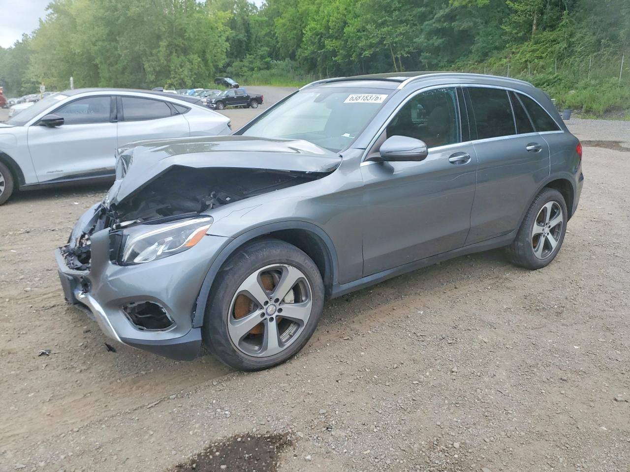 2017 MERCEDES-BENZ GLC