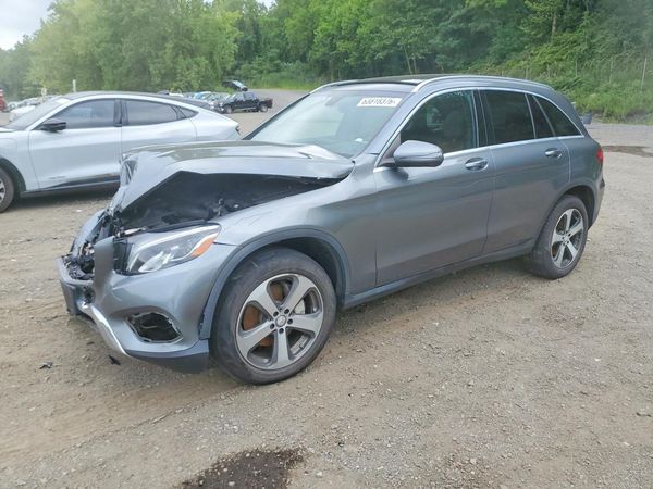 2017 MERCEDES-BENZ GLC