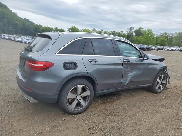 2017 MERCEDES-BENZ GLC