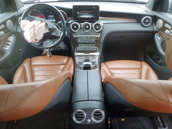 2017 MERCEDES-BENZ GLC