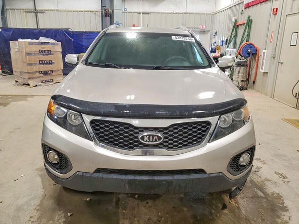 2013 KIA SORENTO