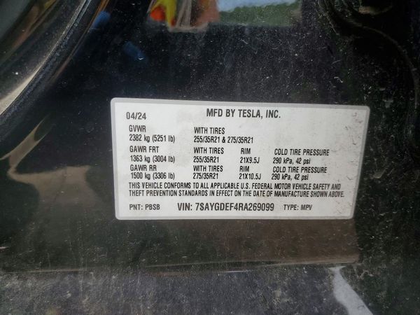 2024 TESLA MODEL Y