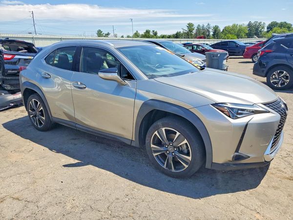 2021 LEXUS UX 250h Premium