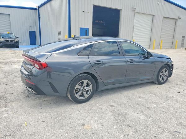 2021 KIA K5 LXS