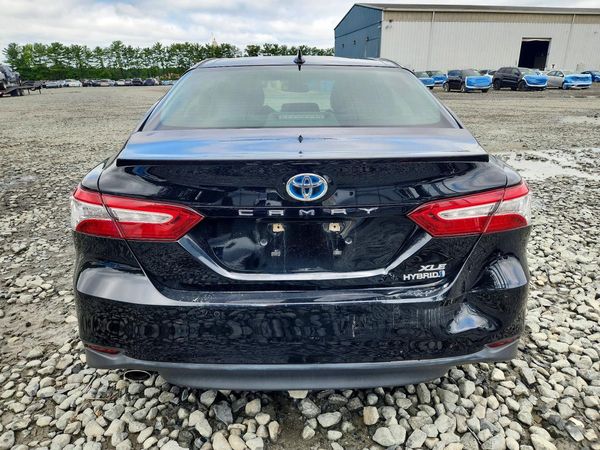 2018 TOYOTA CAMRY SE/XLE Hybrid