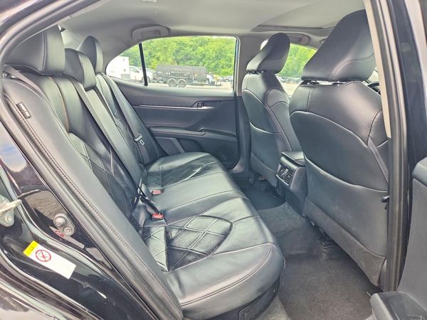 2018 TOYOTA CAMRY SE/XLE Hybrid