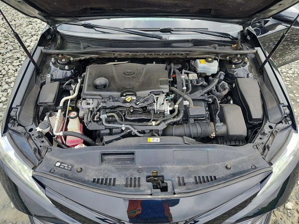 2018 TOYOTA CAMRY SE/XLE Hybrid