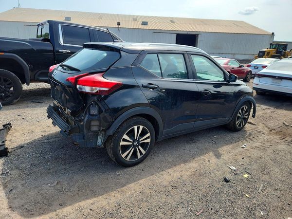 2019 NISSAN KICKS
