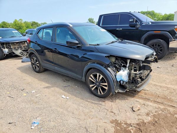 2019 NISSAN KICKS
