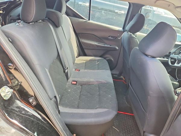 2019 NISSAN KICKS