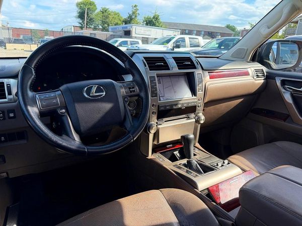 2013 LEXUS GX 460 Base