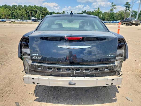 2020 CHRYSLER 300