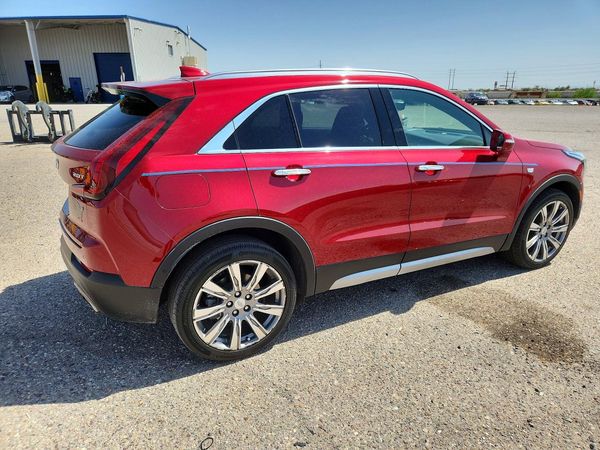 2019 CADILLAC XT4 Premium Luxury