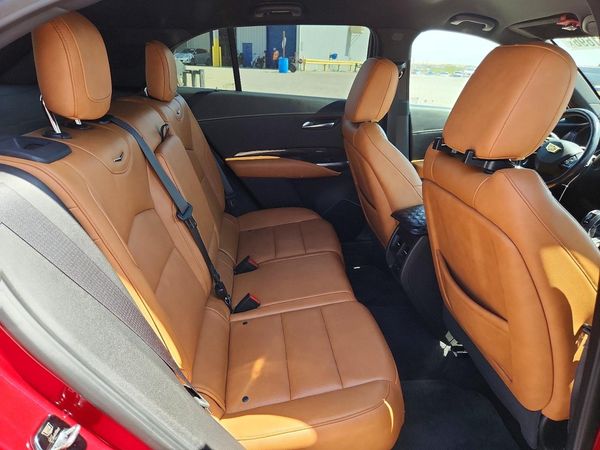 2019 CADILLAC XT4 Premium Luxury