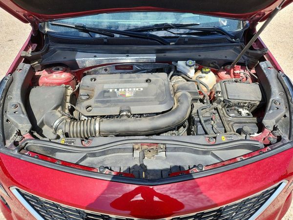 2019 CADILLAC XT4 Premium Luxury