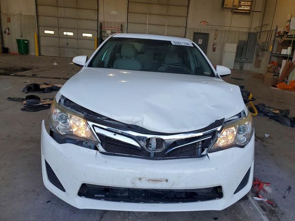 2012 TOYOTA CAMRY
